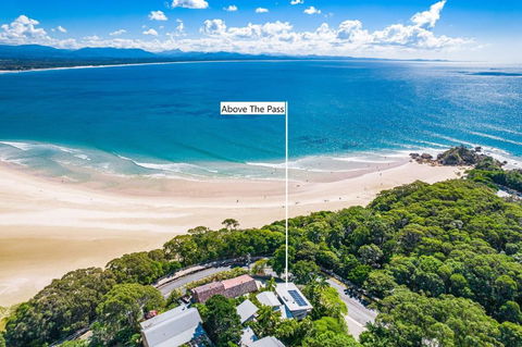 Above The Pass - Accommodation Whitsundays 1