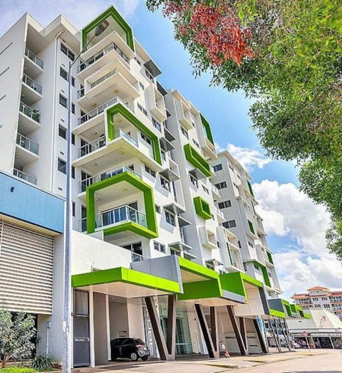 Absolute Hidden Gem In CBD - Accommodation Whitsundays 0