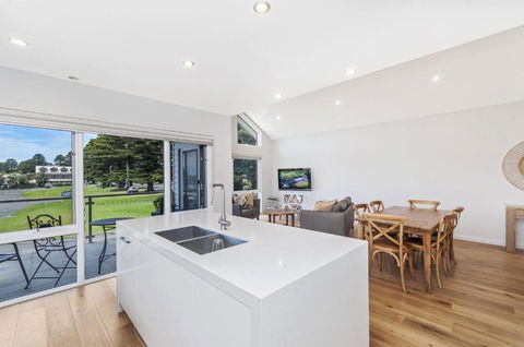 Absolute - Accommodation Whitsundays 4