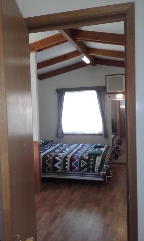 Acclaim Gateway Tourist Park - Accommodation Whitsundays 2