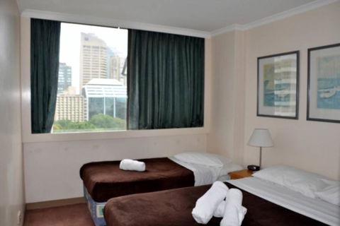 Accommodation Sydney: Hyde Park View 2 Bedroom 1 Bathroom Pet Friendly Apartment - Accommodation Whitsundays 0