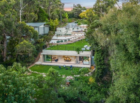 Adelaide Hills Underground - Accommodation Whitsundays 0