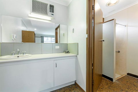Admella Motel - Accommodation Whitsundays 4