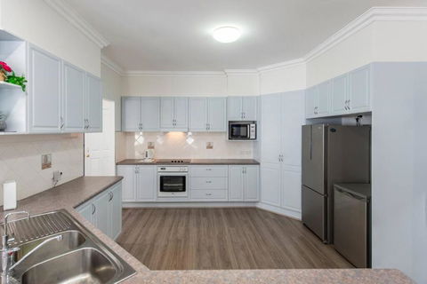 Admiralty Shores - LJHooker Yamba - Accommodation Whitsundays 4