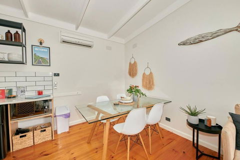Adorable Beach Shack In The Heart Of Aireys Inlet - Accommodation Whitsundays 2