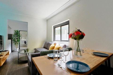 Affordable 2 Bedroom House Surry Hills 2 E-Bikes Included - Accommodation Whitsundays 2