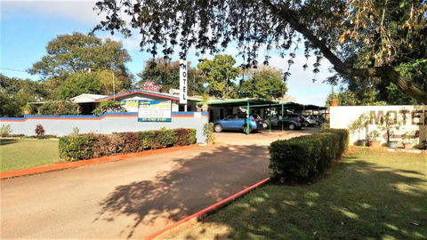Affordable Gold City Motel - Accommodation Whitsundays 0