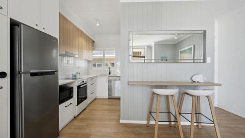 Affordable, Pool, Spa, Beach, Sleeps 5 - Accommodation Whitsundays 3