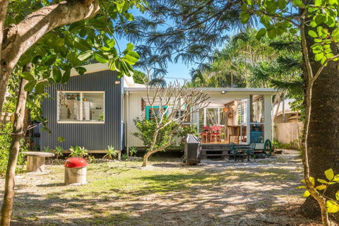 A Perfect Stay - Beachcombers Cottage - Accommodation Whitsundays 0