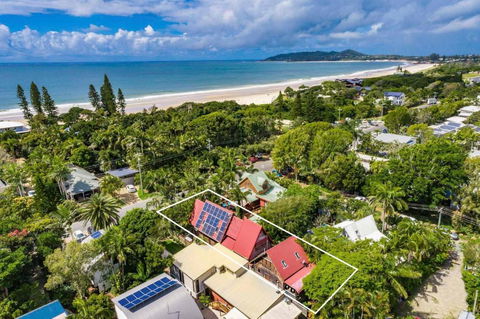 A Perfect Stay - Longhouse - Accommodation Whitsundays 2