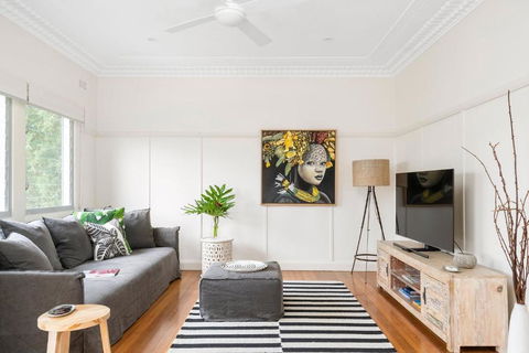 A Perfect Stay - The White Rabbit - Accommodation Whitsundays 2