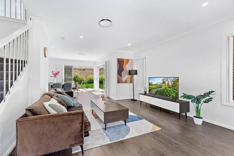 AirCabin - Norwest - Luxury Lovely - 4 Beds House - Accommodation Whitsundays 0