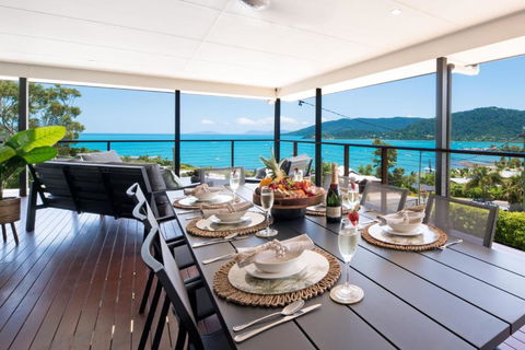 Airlie Oasis - Accommodation Whitsundays 0