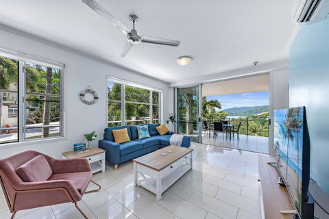 Airlie Summit Apartments - Accommodation Whitsundays 2