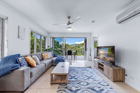 Airlie Summit Apartments - Accommodation Whitsundays 3