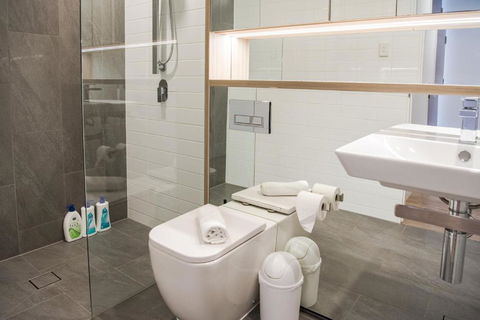 AirTrip Apartments On Tribune Street - Accommodation Whitsundays 3