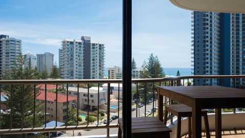 Alexander Holiday Apartments - Accommodation Whitsundays 4