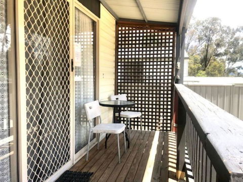 Alexandra Parklife Studio 5 - Accommodation Whitsundays 2