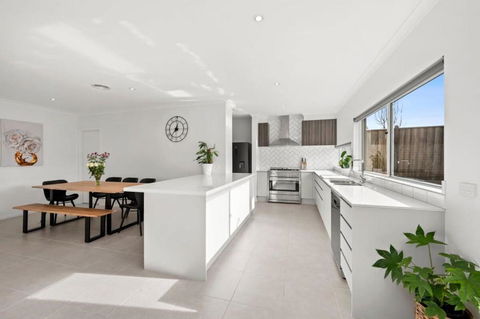 All Day Sunshine And Relaxation -Pet Friendly - Accommodation Whitsundays 0