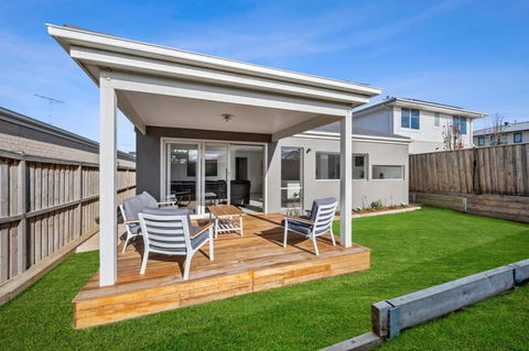 All Day Sunshine And Relaxation -Pet Friendly - Accommodation Whitsundays 3