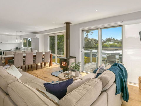All Decked Out - Accommodation Whitsundays 2