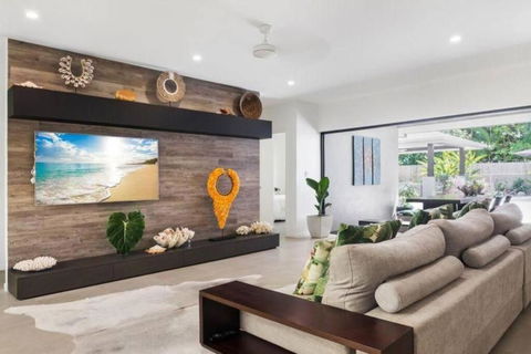 Allure - 4 Bedroom Luxury House In Port Douglas - Accommodation Whitsundays 3