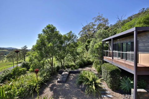 Alluvium - City Luxury In The Country - Accommodation Whitsundays 0