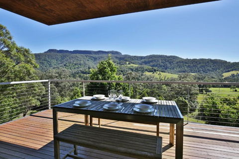 Alluvium - City Luxury In The Country - Accommodation Whitsundays 2