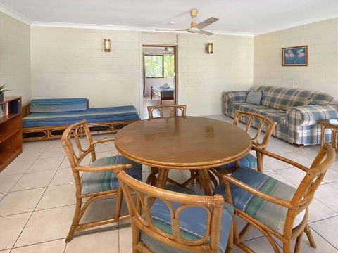 Alma Bay Holiday Unit 2 - Accommodation Whitsundays 3