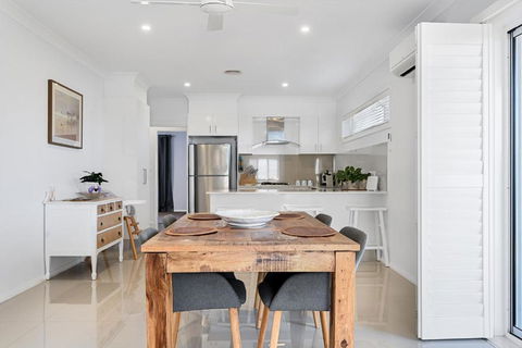 Aloe Vera Retreat - Close To Gardens & Wineries - Accommodation Whitsundays 2