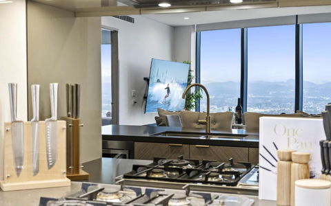 ALTITUDE Ocean Suites - SPECTACULAR, Unmatched Views & Luxury Accommodation - Accommodation Whitsundays 4