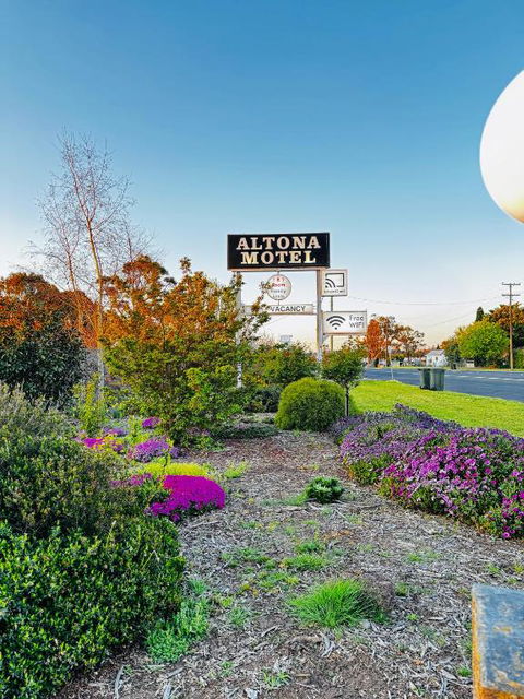 Altona Motel - Accommodation Whitsundays 0