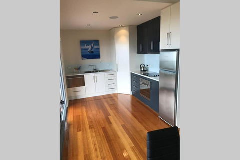 Amazing Ansons Bay Absolute Waterfront Beach House - Accommodation Whitsundays 2