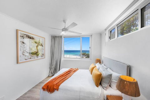 Amazing Beach View And Perfect Location Kirra - Accommodation Whitsundays 3
