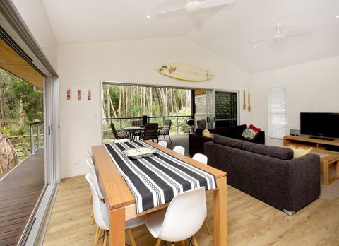 AMIRI AMITY POINT - Accommodation Whitsundays 3