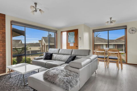 Anchorbell 13- Your Coastal Escape Awaits - Accommodation Whitsundays 2