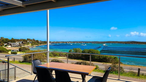 Anchors Away - Accommodation Whitsundays 1