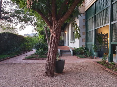 Anglesey House Iconic Forbes CBD Heritage Home - Accommodation Whitsundays 3