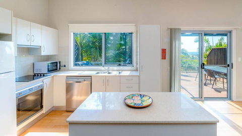 Angourie Blue 8 - Accommodation Whitsundays 1