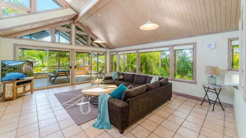 Angourie Palms - Accommodation Whitsundays 0