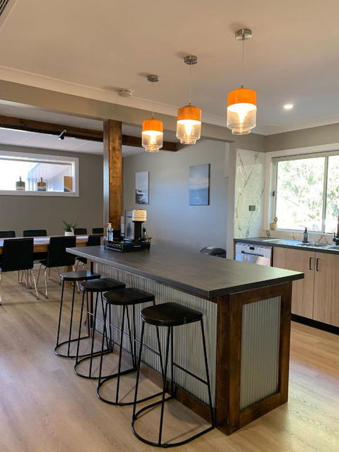 Anna Bay Beach House With Plunge Pool, Air Hockey, PS4, Close To Shops - Accommodation Whitsundays 1