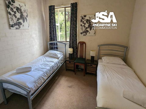 Alpine Mountain View Kirwan 48 - Accommodation Whitsundays 4