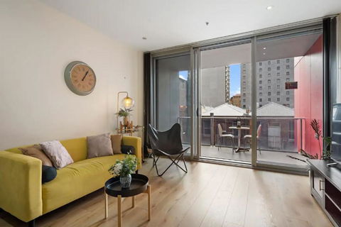 Azalea - Rundle Mall Edge Residence On York - Accommodation Whitsundays 4