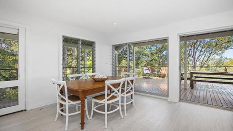 Anthonys Treehouse By The Beach - Accommodation Whitsundays 3