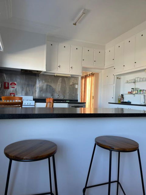 Apartment 1 On Oxide - Accommodation Whitsundays 0
