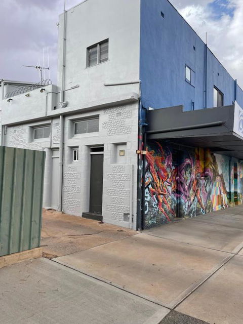 Apartment 1 On Oxide - Accommodation Whitsundays 2