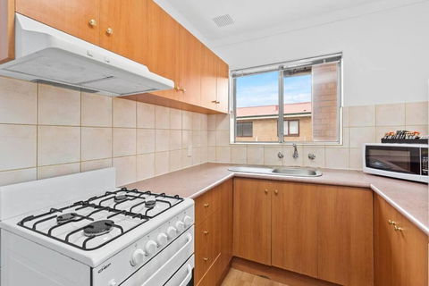 Apartment 10 Burswood - Accommodation Whitsundays 3