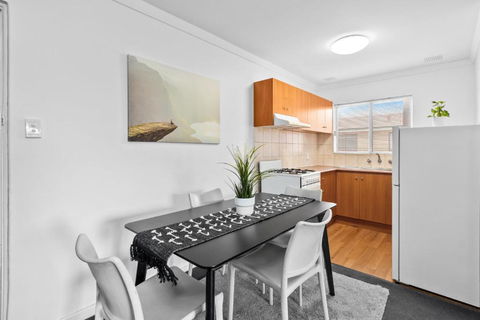 Apartment 10 Burswood - Accommodation Whitsundays 1