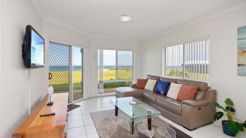 Apartment 16 - The Meridian - Accommodation Whitsundays 4