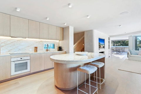 Apartment 17 - Accommodation Whitsundays 1